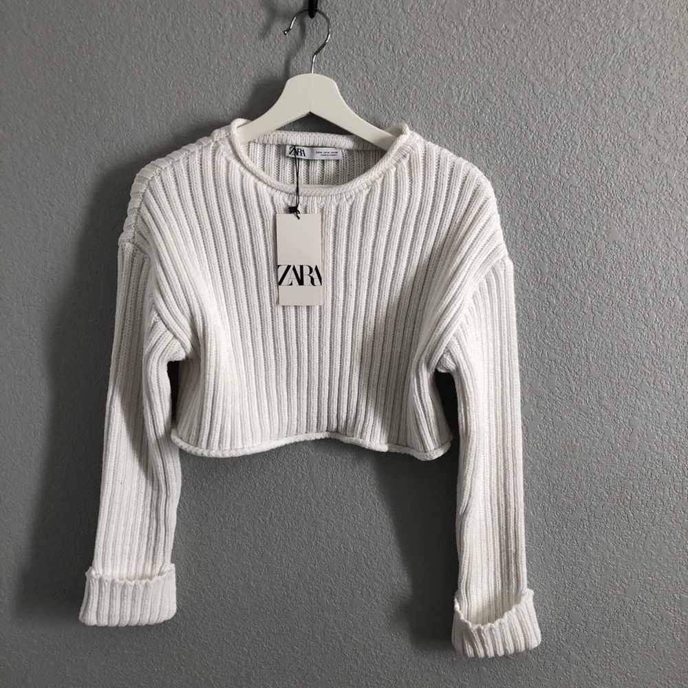 ZARA CHUNKY WHITE CROPPED KNIT